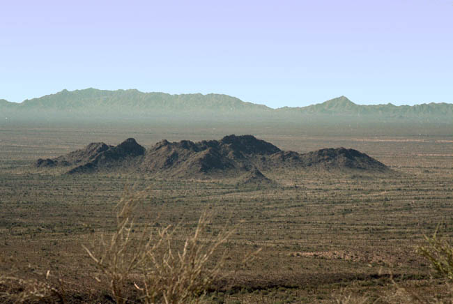 Agua Dulce mountains in the distance viewed from Temporal Pass